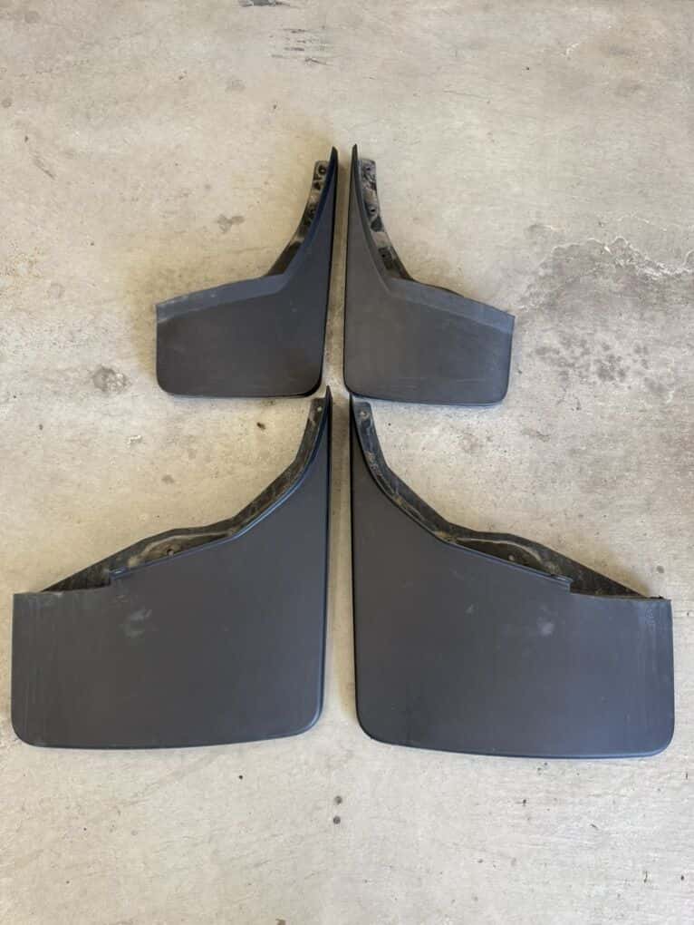 Gmc/Chevy 3500 Dually Factory Splash Guards