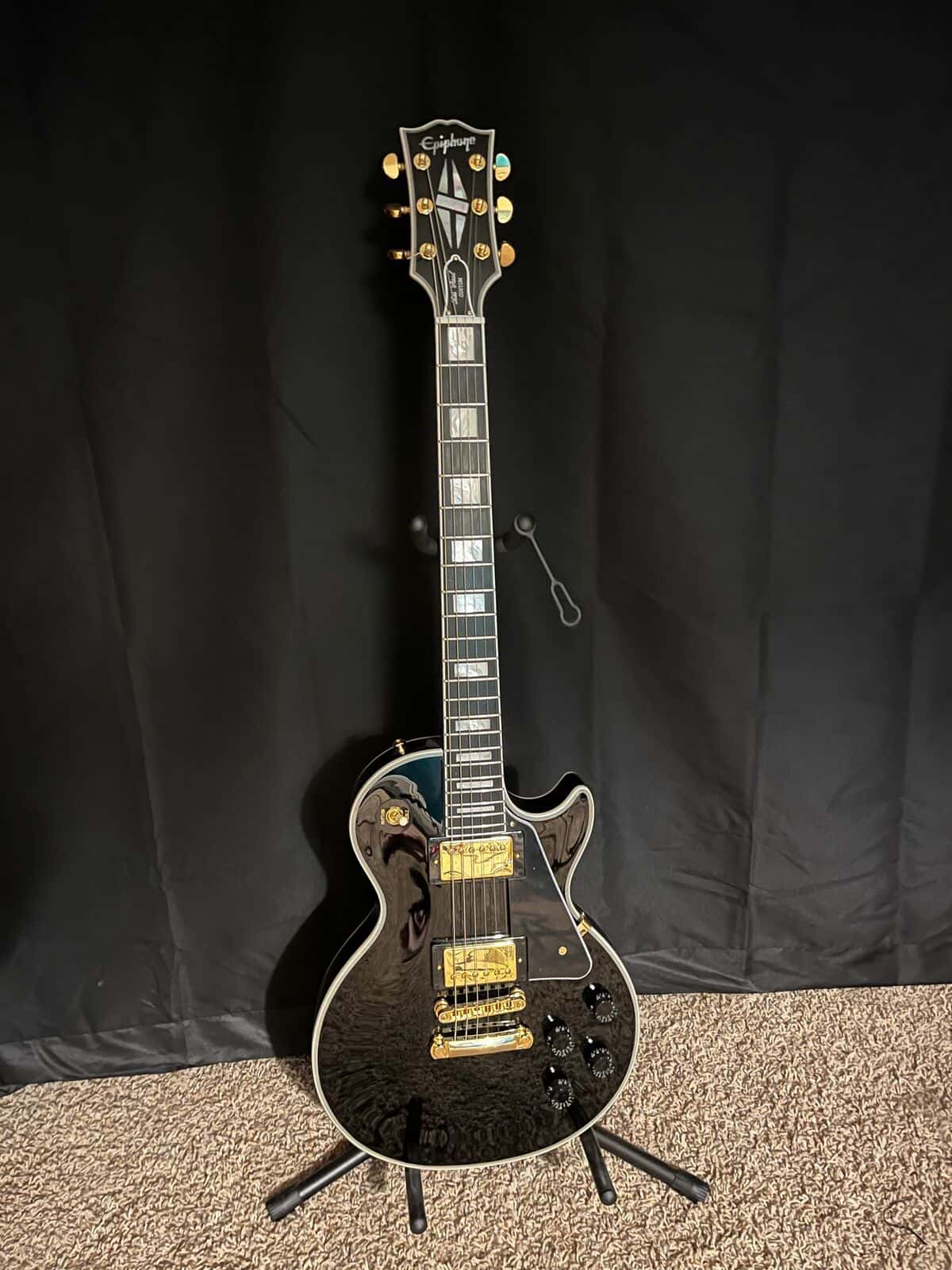 Epiphone "Inspired by Gibson" Les Paul Custom - Ebony - Like New condition