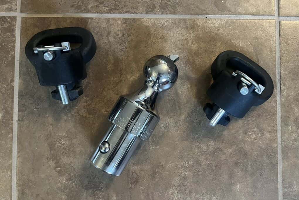 Mopar Gooseneck Ball Puck Kit for Ram